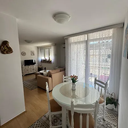 Apartman Sofi *